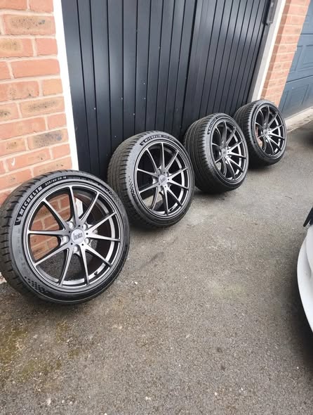 BOLA B9 Matt Gunmetal Grey Alloy Wheels – BMW 5x120