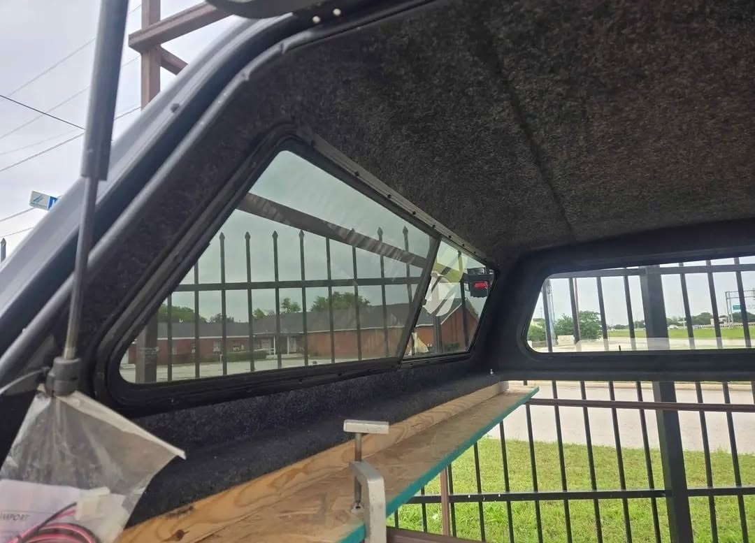 BRAND NEW RANCH CAMPER SHELL / TOPPER – 2025–2026 FORD F-150 (6.6FT BED) – M7 CARBONIZED GRAY