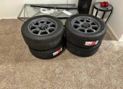 BRAND NEW 17