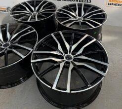 BMW 742M Style 22
