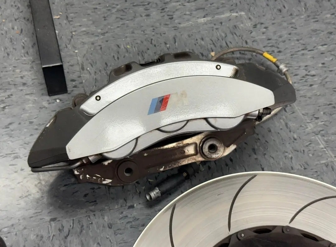 GENUINE OEM BMW F87 M2 COMPETITION "2NH" BIG BRAKE KIT – WITH UPGRADED GIRODISC ROTORS! - Image 2