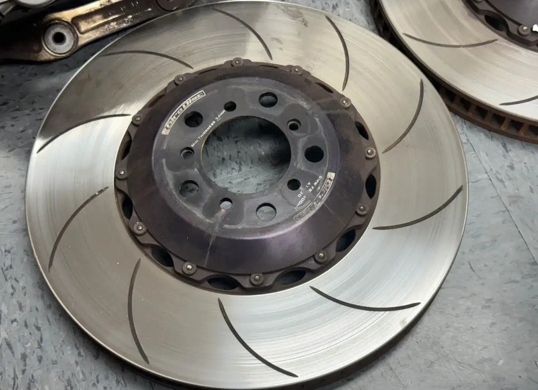 GENUINE OEM BMW F87 M2 COMPETITION "2NH" BIG BRAKE KIT – WITH UPGRADED GIRODISC ROTORS! - Image 5