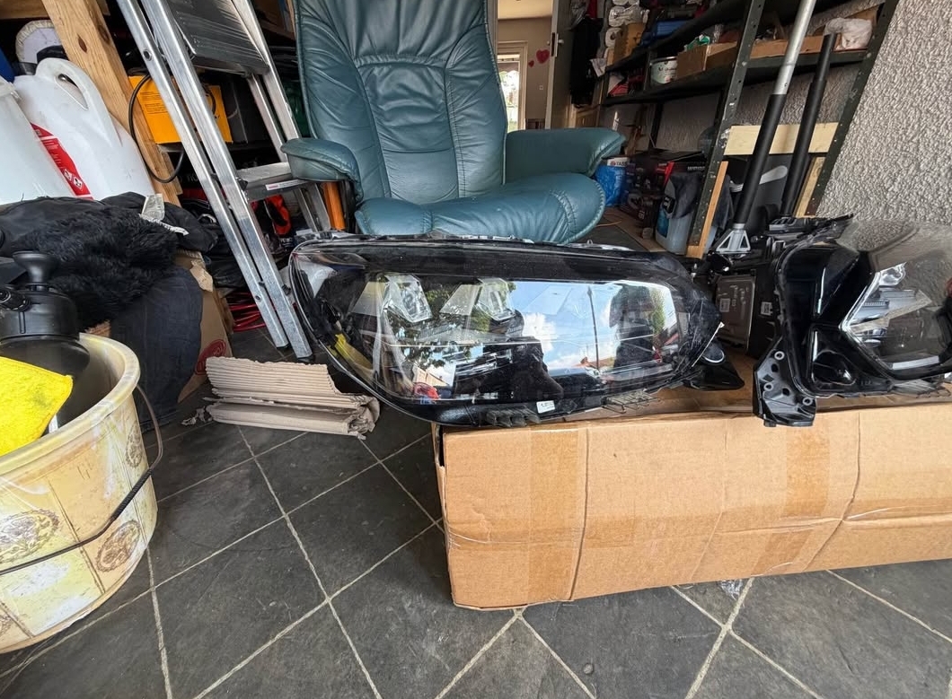 Peugeot 208 GT Line 2025 Headlights – Pair - Image 6