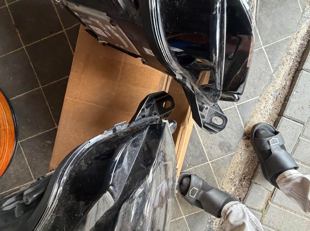 Peugeot 208 GT Line 2025 Headlights – Pair - Image 3